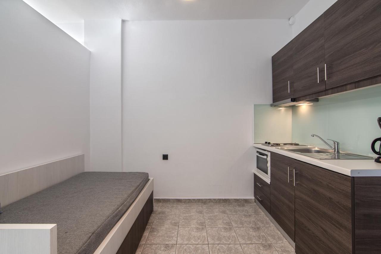 Mythos Apartments Damnoni Exterior photo